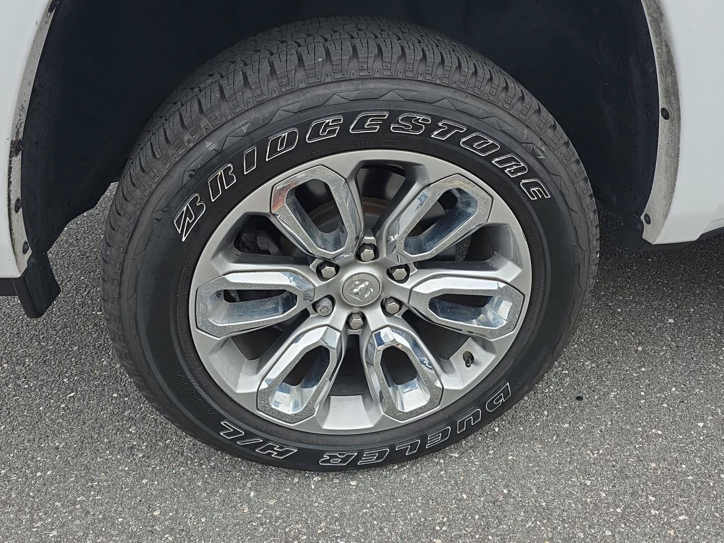 Used 2021 RAM 1500 Laramie w/ Sport Appearance Package AWD/4WD image 7