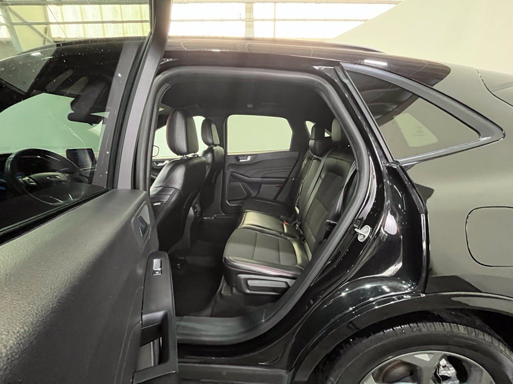 Used 2024 Ford Escape ST-Line AWD/4WD image 18