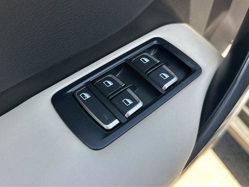 Used 2023 VinFast VF 8 Plus AWD/4WD image 31