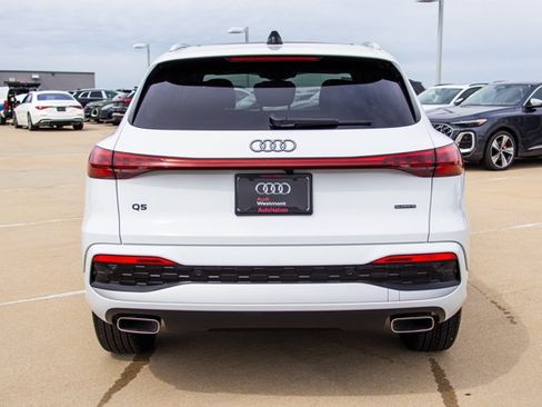 Certified 2025 Audi Q5 Premium w/ Convenience Package AWD/4WD image 6