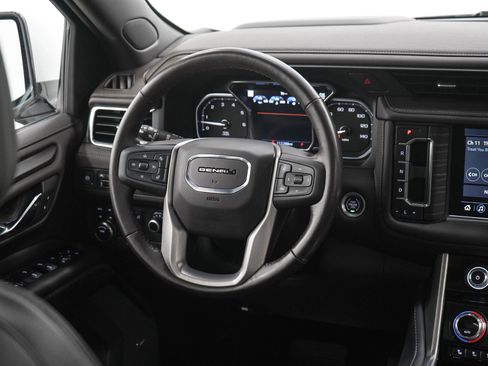 Used 2021 GMC Yukon XL Denali AWD/4WD image 15