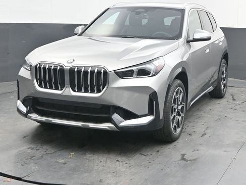 New 2026 BMW X1 xDrive28i w/ Convenience Package image 3