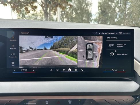 Certified 2025 BMW X3 xDrive30i w/ Premium Package image 21