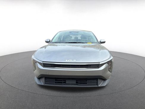 Used 2025 Kia K4 LXS image 2