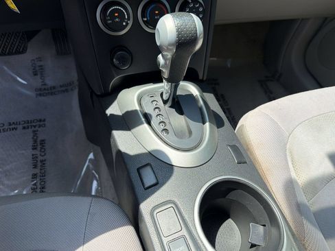 Used 2014 Nissan Rogue S w/ Convenience Package FWD image 17