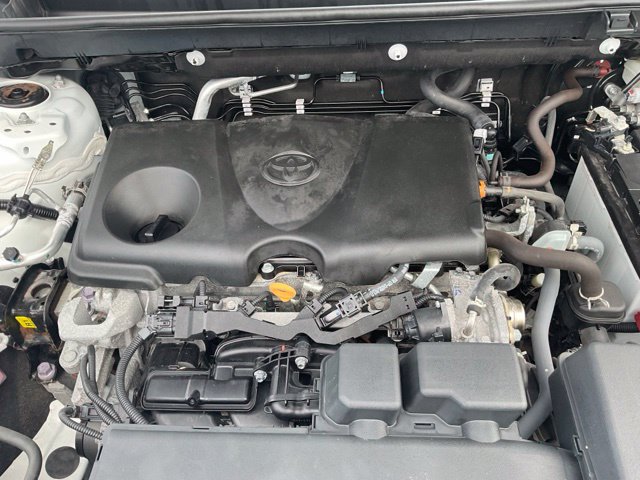 Used 2023 Toyota RAV4 LE AWD/4WD image 22