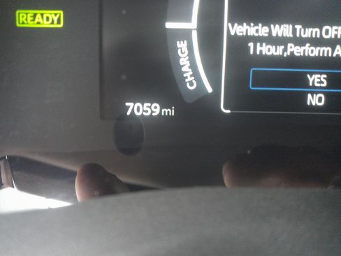 Used 2025 Toyota Camry LE image 25