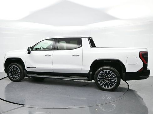 Used 2026 GMC Sierra EV Denali image 4