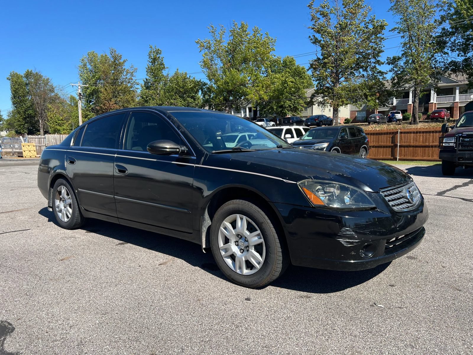 Used 2005 Nissan Altima 2.5 S w/ (S02) Side Airbags Pkg FWD image 1