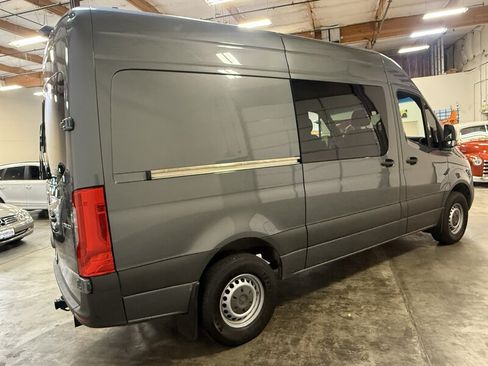 Used 2019 Mercedes-Benz Sprinter 144 image 7