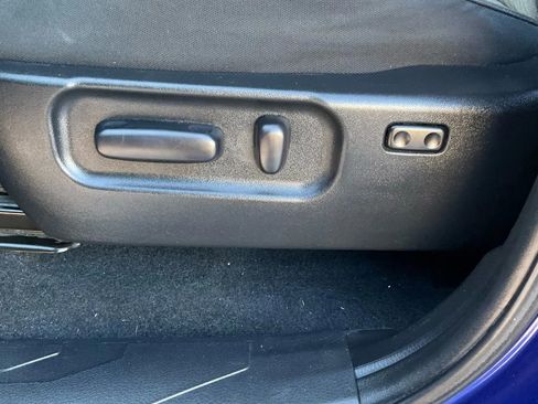 Used 2023 Toyota Tacoma TRD Off-Road image 37