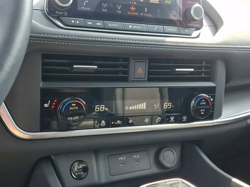 Certified 2024 Nissan Rogue SV w/ SV Premium Package AWD/4WD image 16