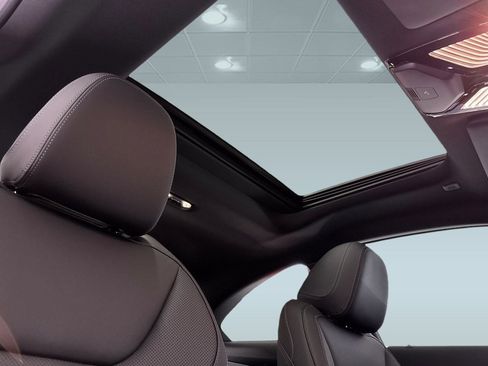 New 2026 BMW M240i Coupe w/ Premium Package image 14