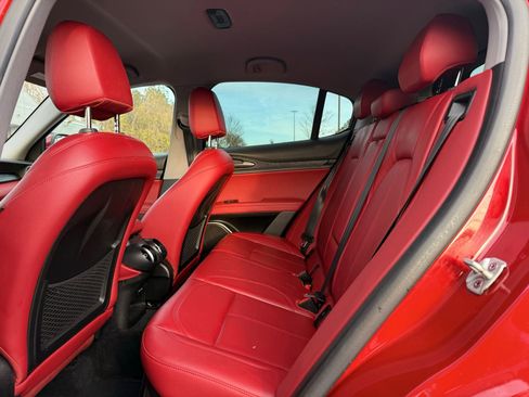 Used 2019 Alfa Romeo Stelvio image 28