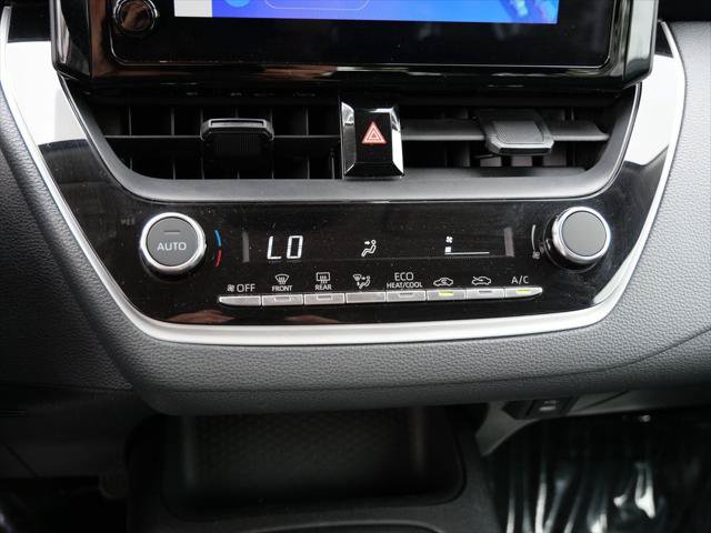 Certified 2025 Toyota Corolla LE FWD image 18