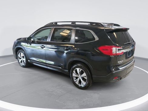 Used 2023 Subaru Ascent Premium w/ Convenience Package AWD/4WD image 7