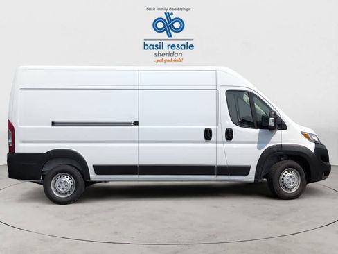 Used 2023 RAM ProMaster 2500 FWD image 9