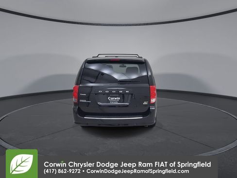 Certified 2017 Dodge Grand Caravan SXT image 14