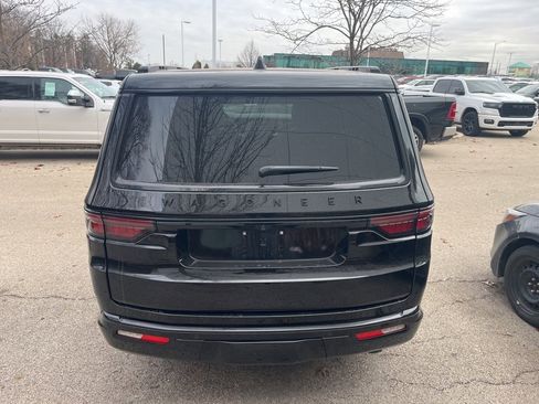 Used 2024 Jeep Wagoneer Series II w/ Convenience Group I image 4