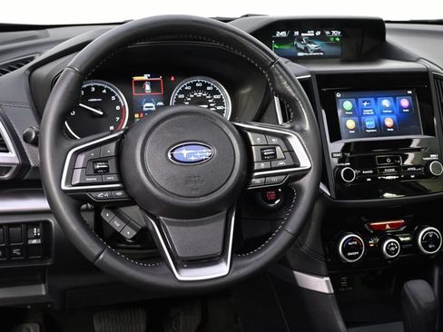 Used 2019 Subaru Forester Premium AWD/4WD image 8
