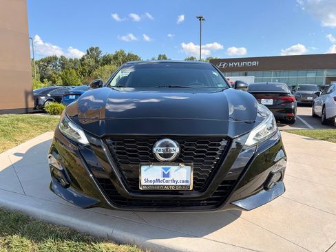 Used 2022 Nissan Altima 2.5 SR w/ Midnight Edition Package FWD image 12