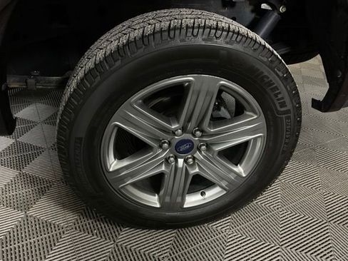 Used 2018 Ford F150 XLT w/ Equipment Group 302A Luxury image 46