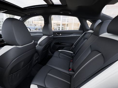 New 2026 Kia K5 GT-Line FWD image 18