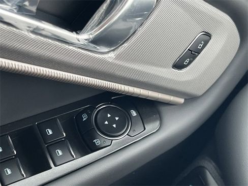 New 2026 Ford Explorer Active w/ Active Comfort Package image 27