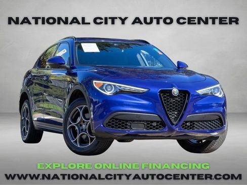 Used 2022 Alfa Romeo Stelvio Sprint image 1