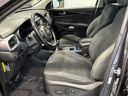 Used 2016 Kia Sorento FWD w/ LX Convenience Package image 5