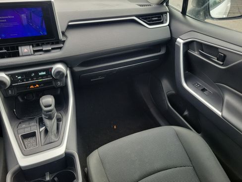 Used 2024 Toyota RAV4 LE image 14