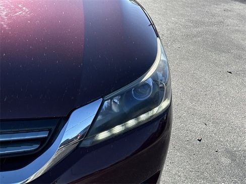 Used 2014 Honda Accord Base image 12