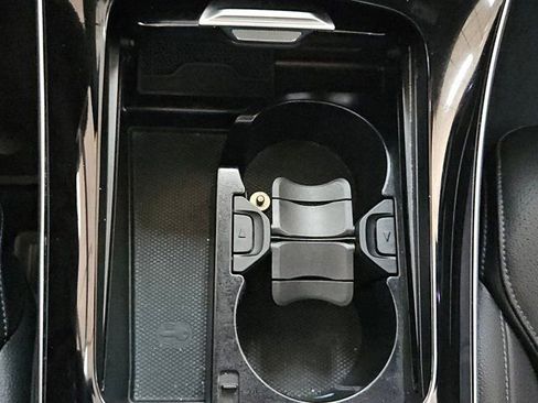 Used 2025 Mercedes-Benz C 300 4MATIC Sedan image 22