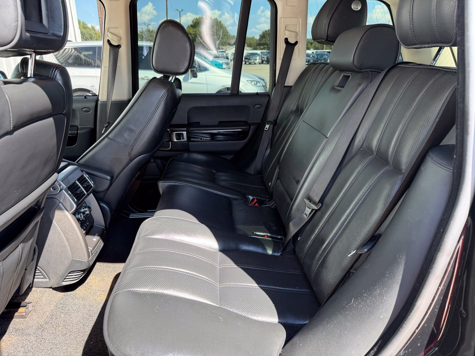 Used 2012 Land Rover Range Rover Supercharged AWD/4WD image 22