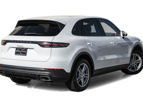 Used 2020 Porsche Cayenne image 8