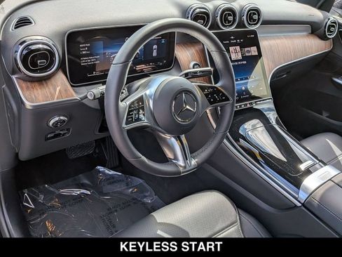 Used 2026 Mercedes-Benz GLC 350e 4MATIC image 12