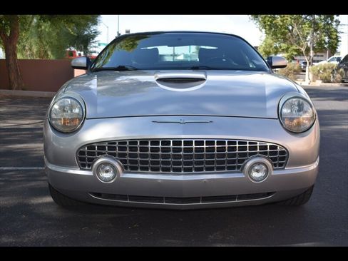 Used 2004 Ford Thunderbird RWD image 8