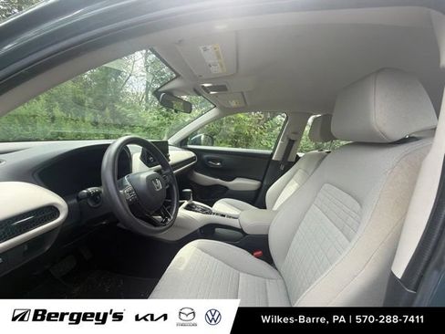 Used 2024 Honda HR-V LX image 17