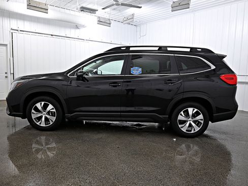 Used 2023 Subaru Ascent Premium w/ Convenience Package image 22
