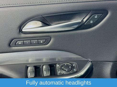 Used 2024 Cadillac XT4 Premium Luxury image 22