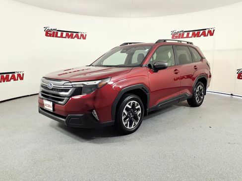Used 2025 Subaru Forester Premium w/ Convenience Package #1 AWD/4WD image 3