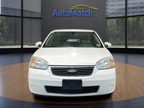Used 2007 Chevrolet Malibu LT FWD image 2