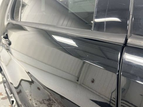 Used 2018 Ford Explorer Sport AWD/4WD image 32