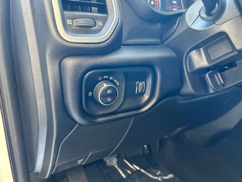 Used 2024 RAM 3500 Big Horn AWD/4WD image 43
