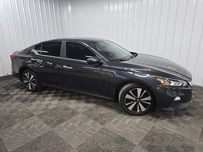 Used 2022 Nissan Altima 2.5 SV