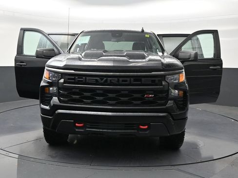 Used 2023 Chevrolet Silverado 1500 Custom Trail Boss AWD/4WD image 34