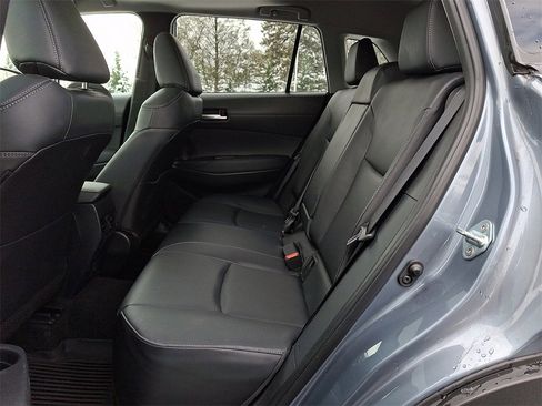 Certified 2023 Toyota Corolla Cross XLE w/ Convenience Package image 11