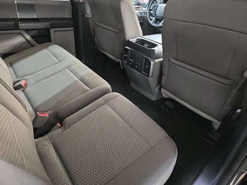 Used 2018 Ford F250 XLT w/ XLT Premium Package AWD/4WD image 15