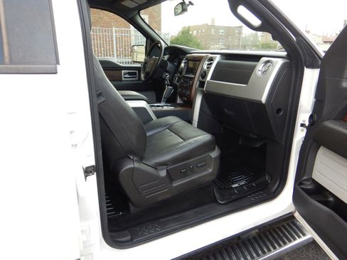 Used 2014 Ford F150 Lariat w/ Lariat Chrome Package AWD/4WD image 20