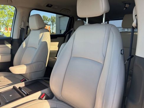Used 2025 Honda Odyssey EX-L image 29